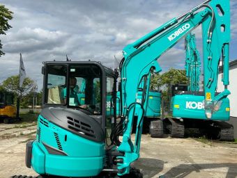  KOBELCO SK35SR-6E  *4476