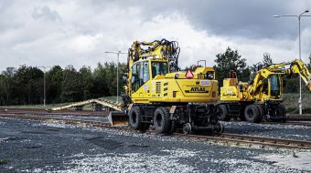 STRABAG Rail: Provozní test dvoucestných rypadel a příslušenství